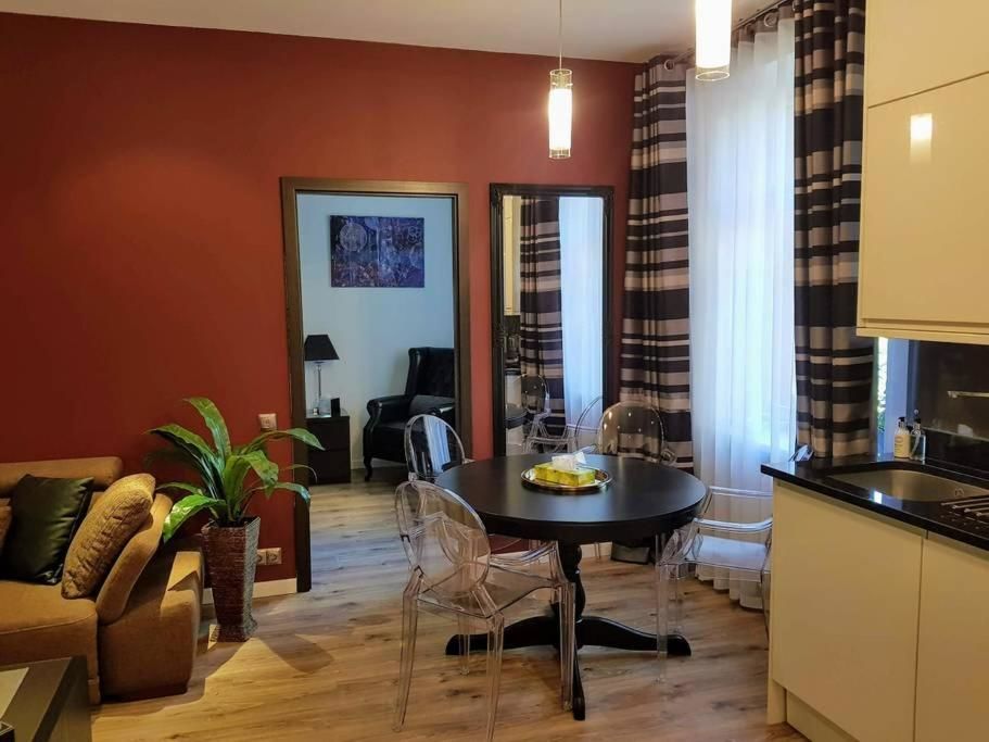 Апартаменты Modern 2 bedroom apartment in the city centre Рига-25